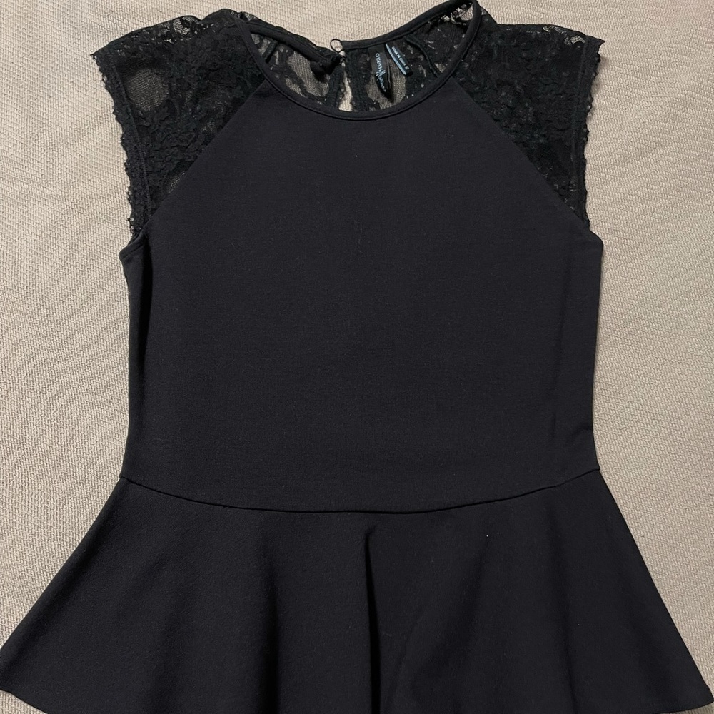 Marciano black and lace back xs top